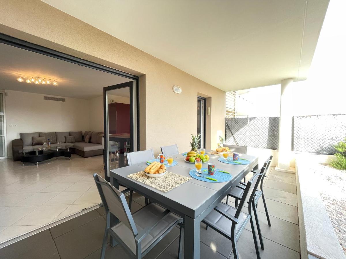 Tres Bel Appartement -Residence Avec Piscine Sur Le Toit Et Vue Panoramique Saint-Raphael  Bagian luar foto