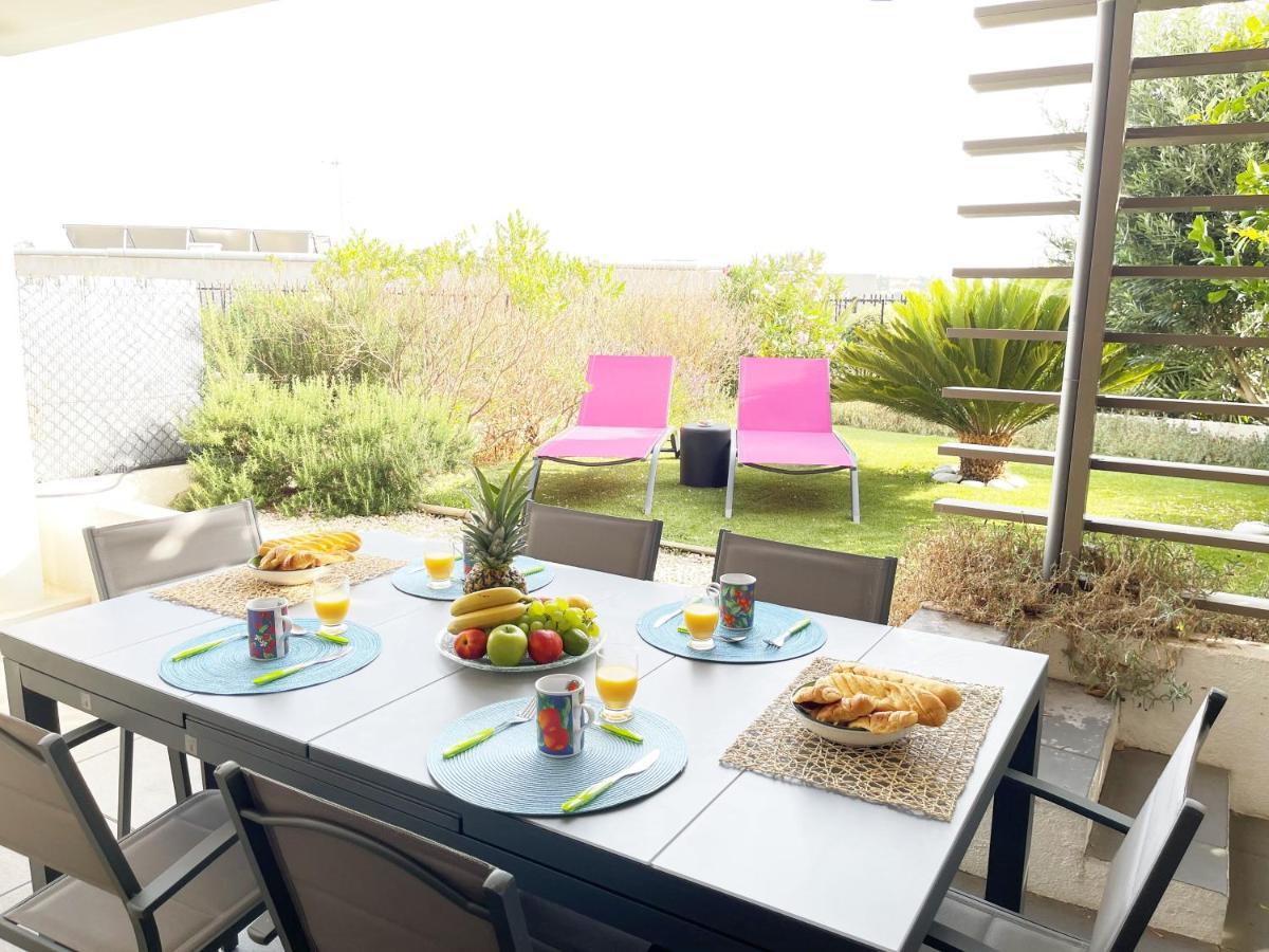 Tres Bel Appartement -Residence Avec Piscine Sur Le Toit Et Vue Panoramique Saint-Raphael  Bagian luar foto